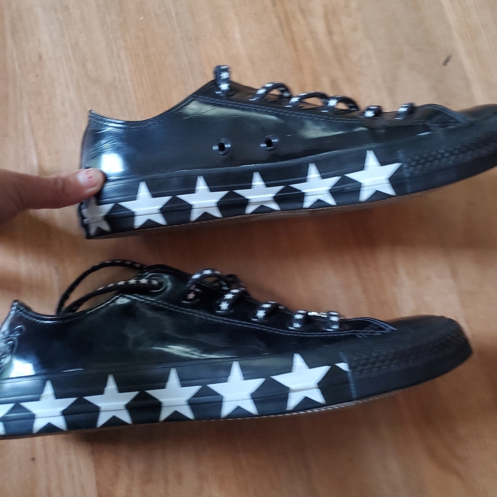 Converse Chuck Taylors X Miley Cyrus Black Star-Trim Patent Sneaker, Size 8.5 - Picture 5 of 8